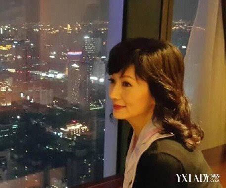 演员赵雅芝性感图片,岁月流转，风华依旧