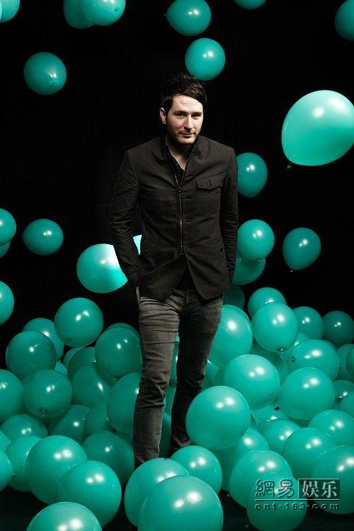 owl city资料,从独立音乐家到流行偶像的奇幻旅程